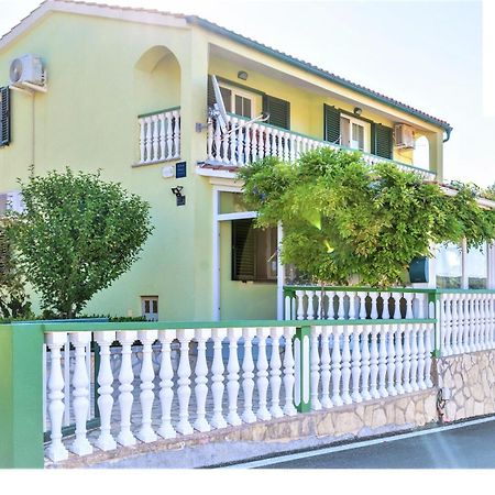 Apartment Pelicaric Sali Dugi Otok المظهر الخارجي الصورة